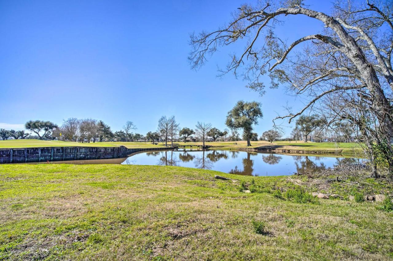 Cozy Lake Charles Studio With Golf Course Views Apartment Exterior photo