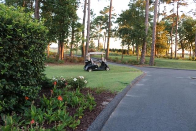 Cozy Lake Charles Studio With Golf Course Views Apartment Exterior photo